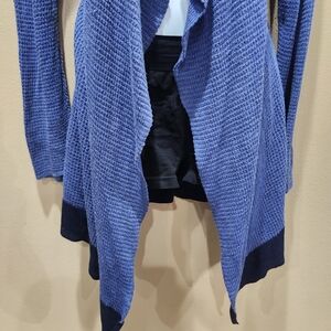 Daisy Fuentes Blue and Black Cardigan